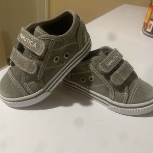 Toddler shoes size 6